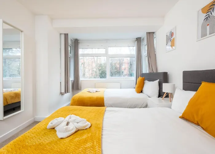 Stylish 2 Bedroom In Central Brighton Near Beach And Train Station