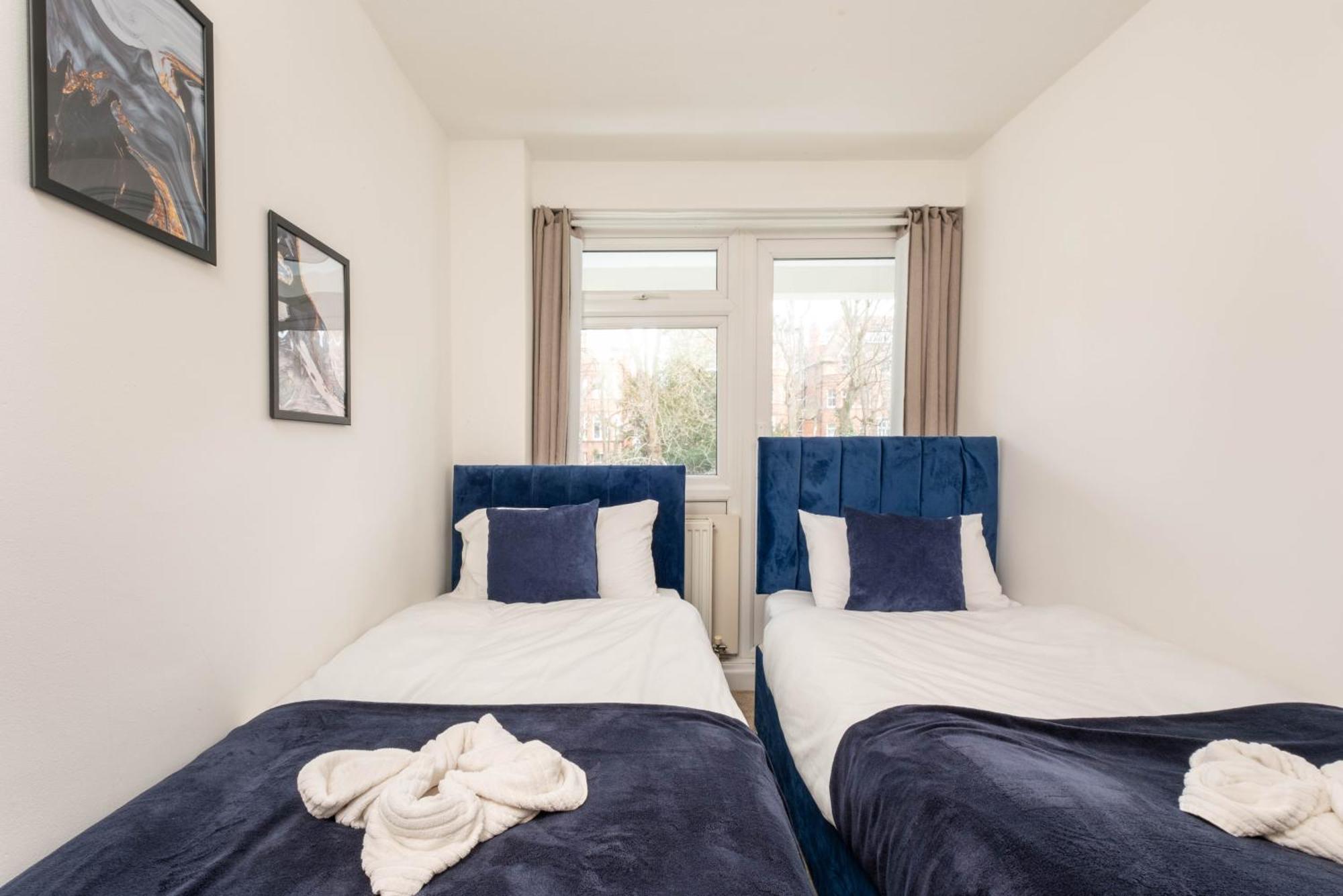 Stylish 2 Bedroom In Central Brighton Near Beach And Train Station Guest house *