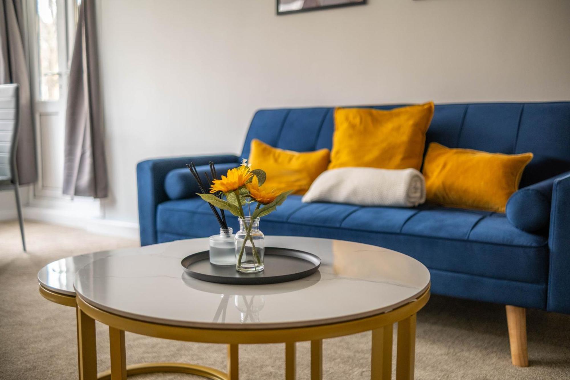 Stylish 2 Bedroom In Central Brighton Near Beach And Train Station Brighton